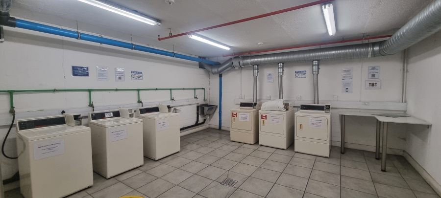 2 Bedroom Property for Sale in Zonnebloem Western Cape